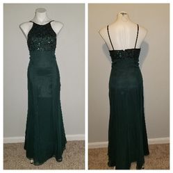 Ladies FORMAL, PROM, BRIDESMAID Gown