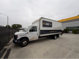 2017 Ford E-350