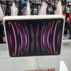 iPad Pro 12.9” 6th Gen M2 Chip 128GB! Finance For $50 Down Payment!!