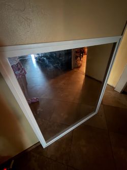 White mirror