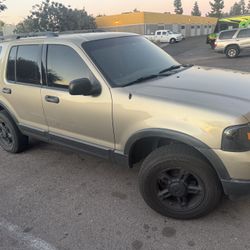 2003 Ford Explorer XLT
