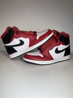 Jordan 1 Retro High Satin Snake Chicago W12/M10.5