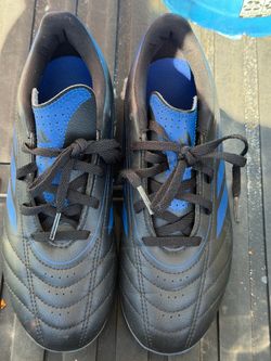 Boys soccer shoes