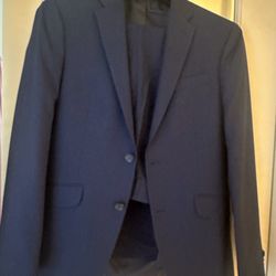 ‏Kenneth Cole suit