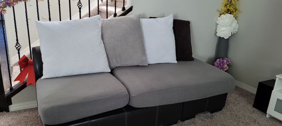 Non smoking sectional couch with ottoman Thumbnail
