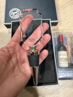 Crystal wine stoppers