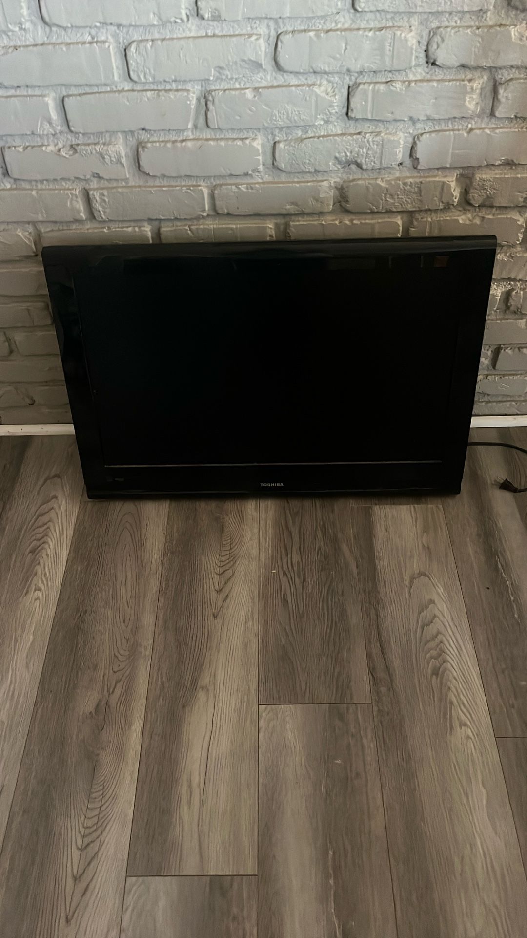 Toshiba 32 Inch Tv