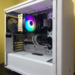 Intel I7 9700k / RTX 2070 SUPER GAMING PC