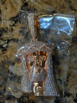 rose gold jesus pendant chain