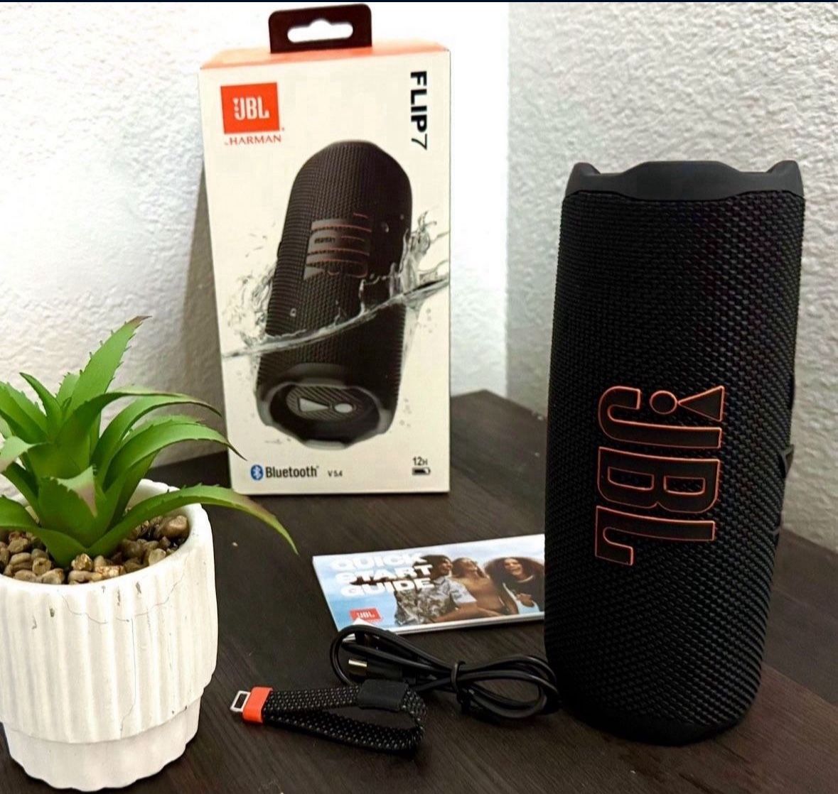 JBL FLIP 7 Portable Bluetooth Speaker