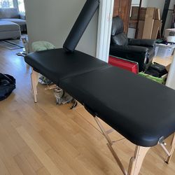 Massage Table 