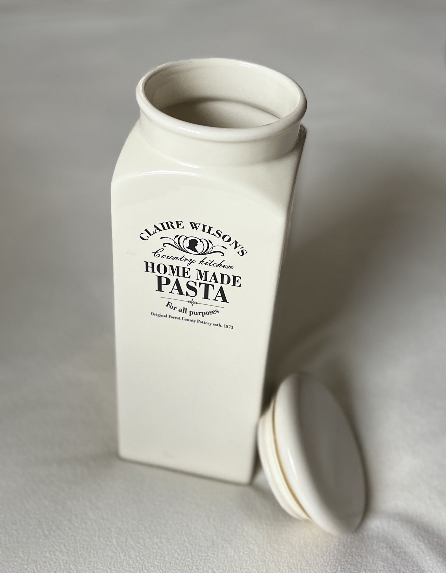 Claire Wilson Pasta Container