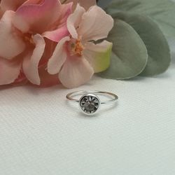 White Stone Ring | Size 8