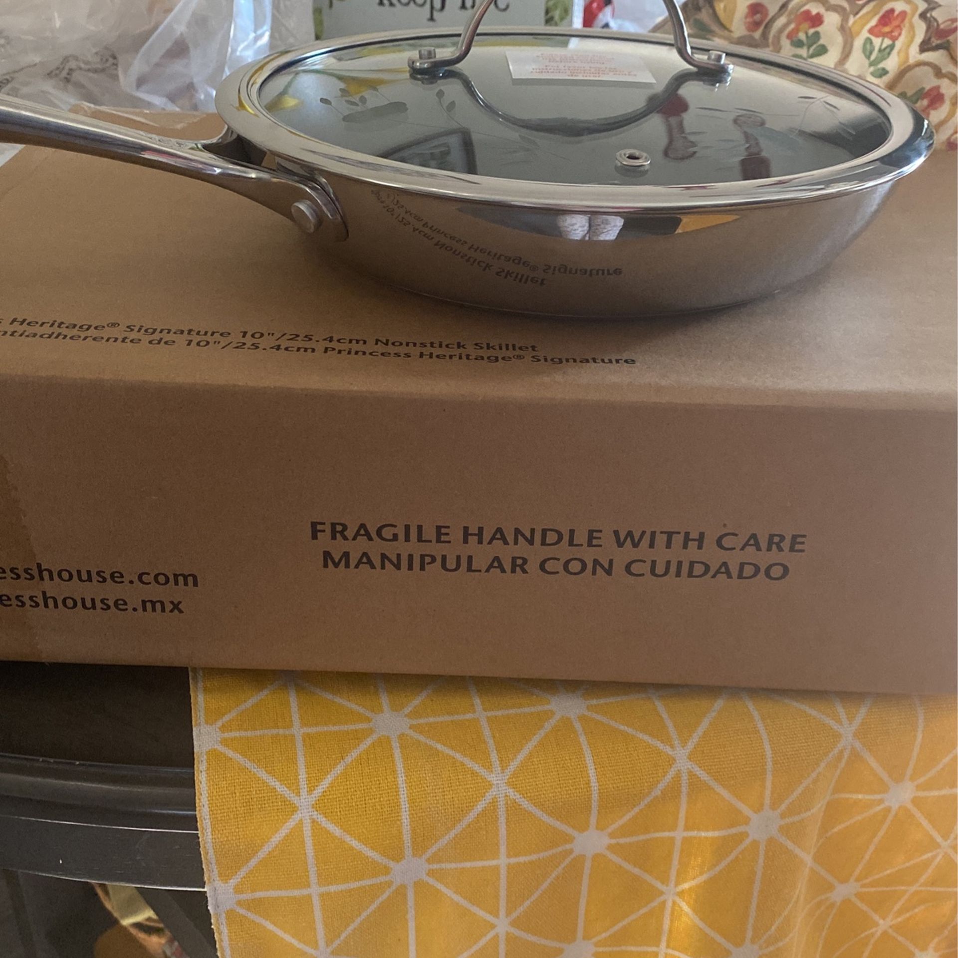 3676 Sartén Antiadherente De 10”https://offerup.com/redirect/?o=MjUuY20= Princess House $100 En Efectivo O Por Zelle O 2 Pagos De $50