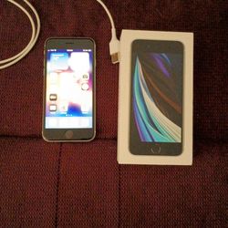 iPhone SE 3 On Simple Mobile