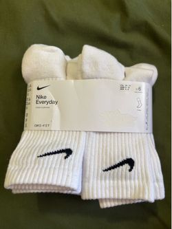 Nike Everyday Dri-Fit Cushioned Crew Socks