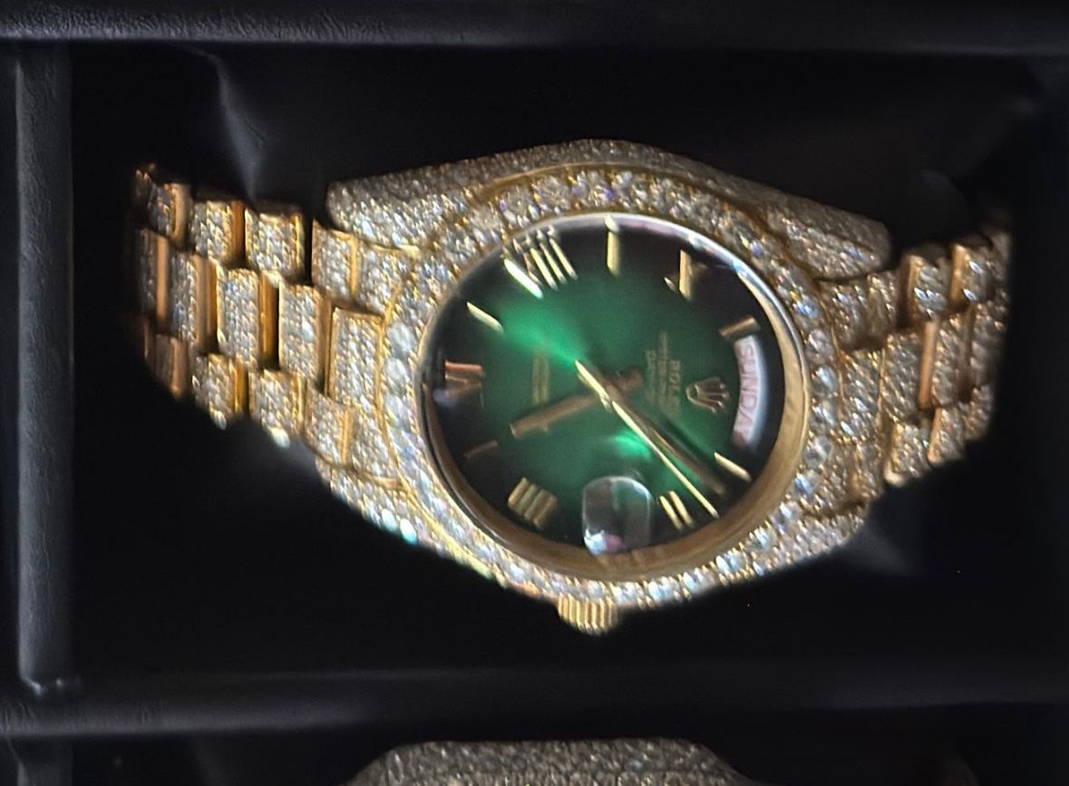 New VVS1 MOISSANITE ROLEX GREEN FACE Watch WITH BOX - Passes The Diamond Tester  