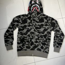 bape hoodie
