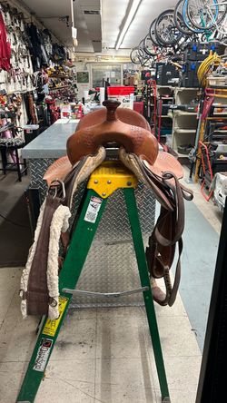 Dakota Handcrafted Saddlery Horse Equestrian Saddle