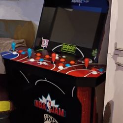 Arcade Machine 