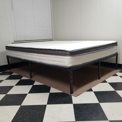 Queen size set - can DELIVER almost anywhere for $20 extra - gently used and in very good condition 😍