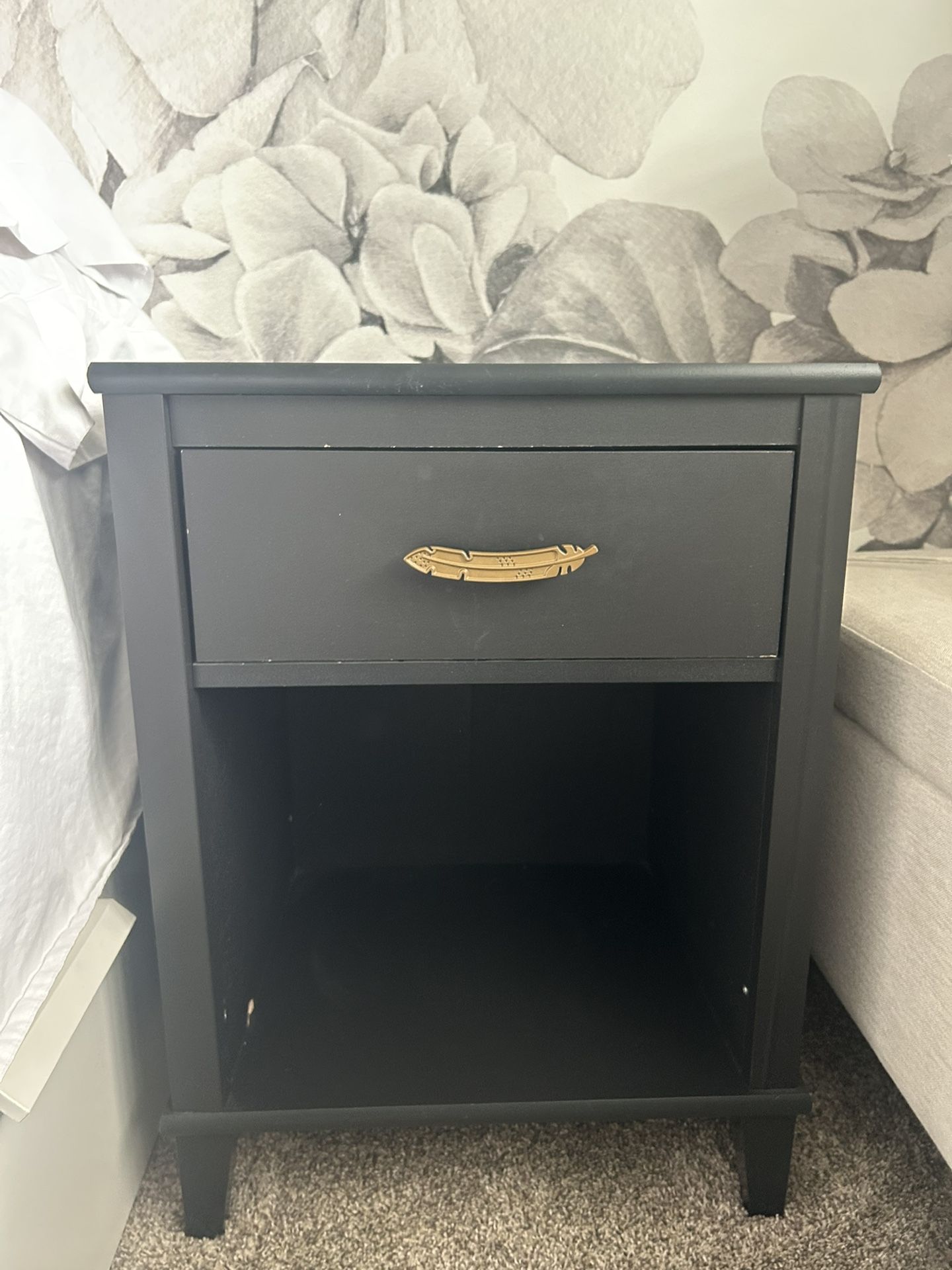 Black End Table/side Table 