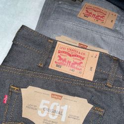 Levis