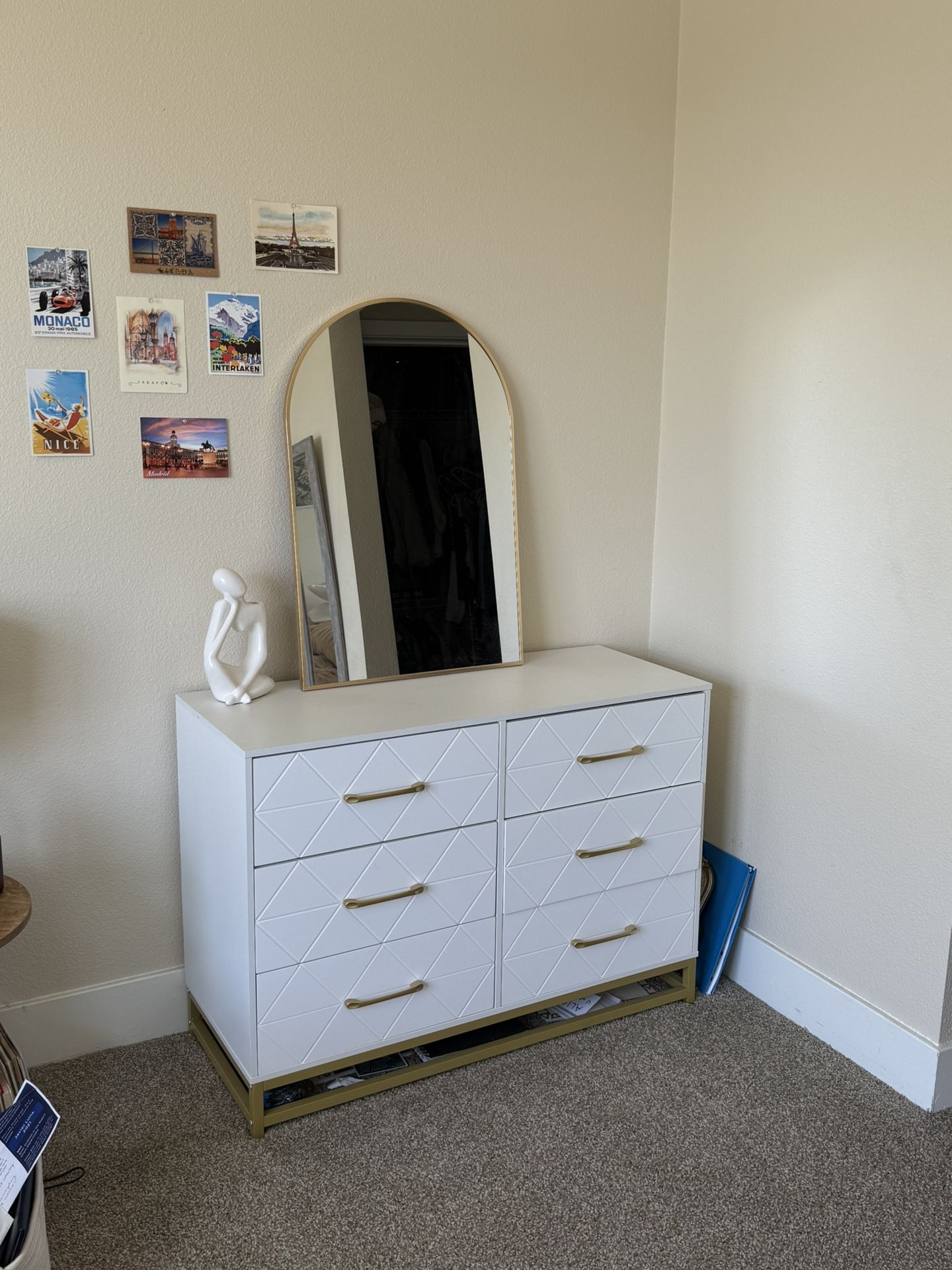 White & Gold Dresser, Mirror And Decor