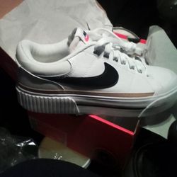 Nike Shoes New