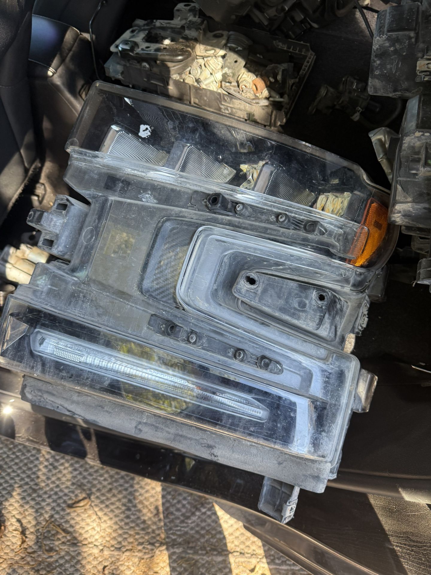 Pair Of Z71 Headlights Chevy Silverado 2021 450$