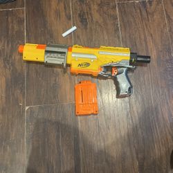 Nerf Gun 