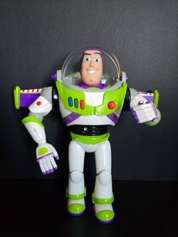 Disney Toy Story  Buzz Lightyear Toy Action Figure Talking Disney Store WORKING