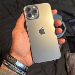 iPhone 13 Pro Max 1tb 
