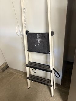 Ladder three steps