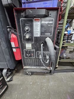 Snap-on Mig 140 Welder