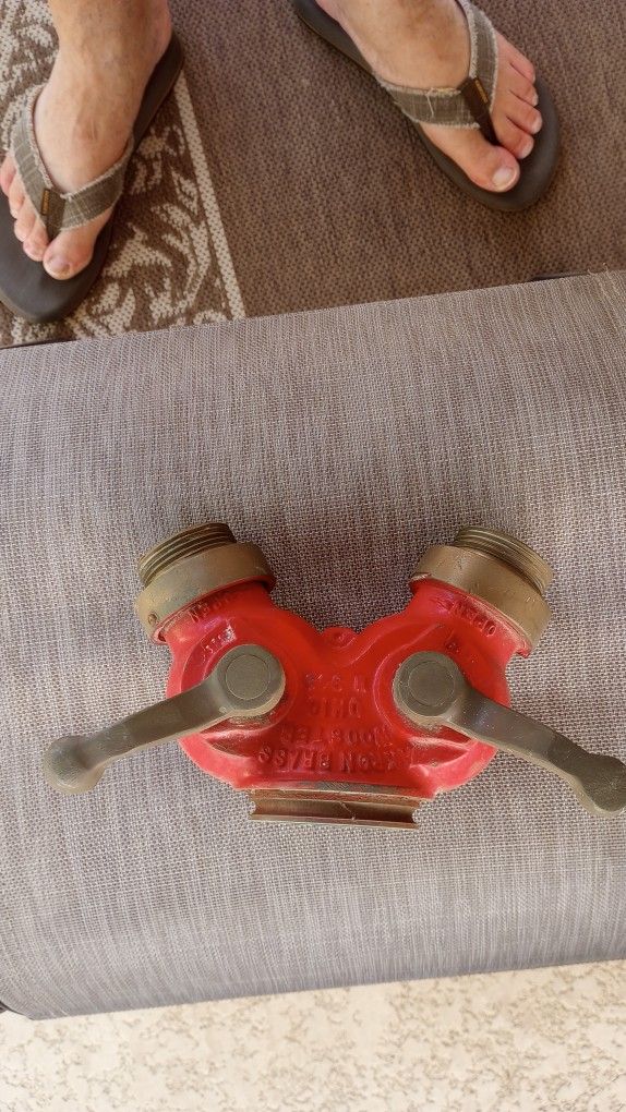 VINTAGE BRASS FIRE HOSE / HYDRANT SPLITTER. ALL BRASS2 1/2” to 2 - 1 -1/2” ball valve gates.