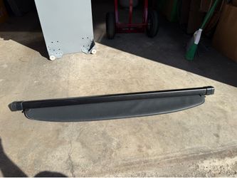 2019-2024 Toyota RAV4 Tonneau Cover