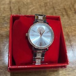 Jennifer Lopez Watch