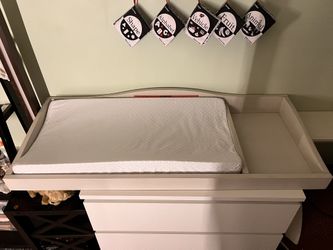 Baby Changing Table Top With Pad $35 Cash Only. Cross Posted 