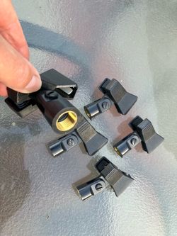 Mic clips for microphone