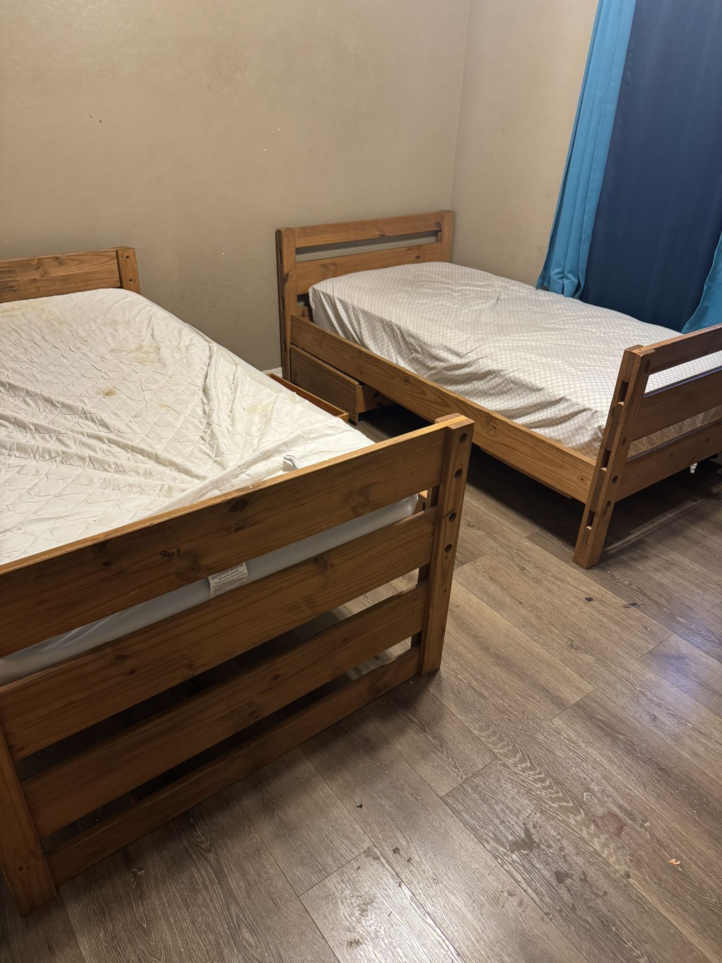 Twin Beds, Two Available