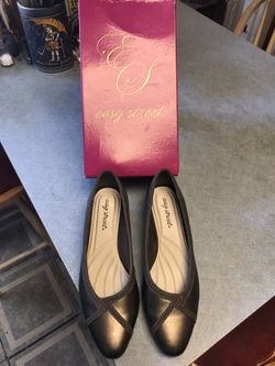 Easy Street Woman’s Dress Shoe Size 8.5 Worn Once, Steel Grey