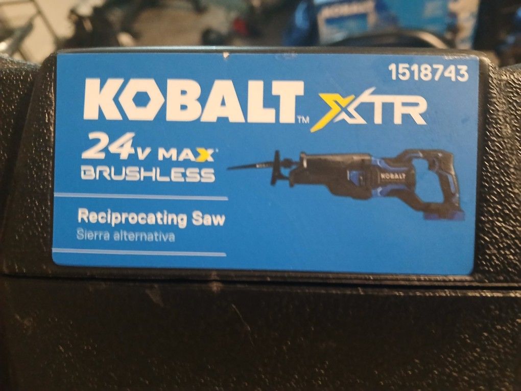 Kobalt Xtr Brushless Reciprocating Saw w/ Case Charger And Battery