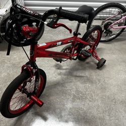 Kids Bike Training Wheels And Pegs