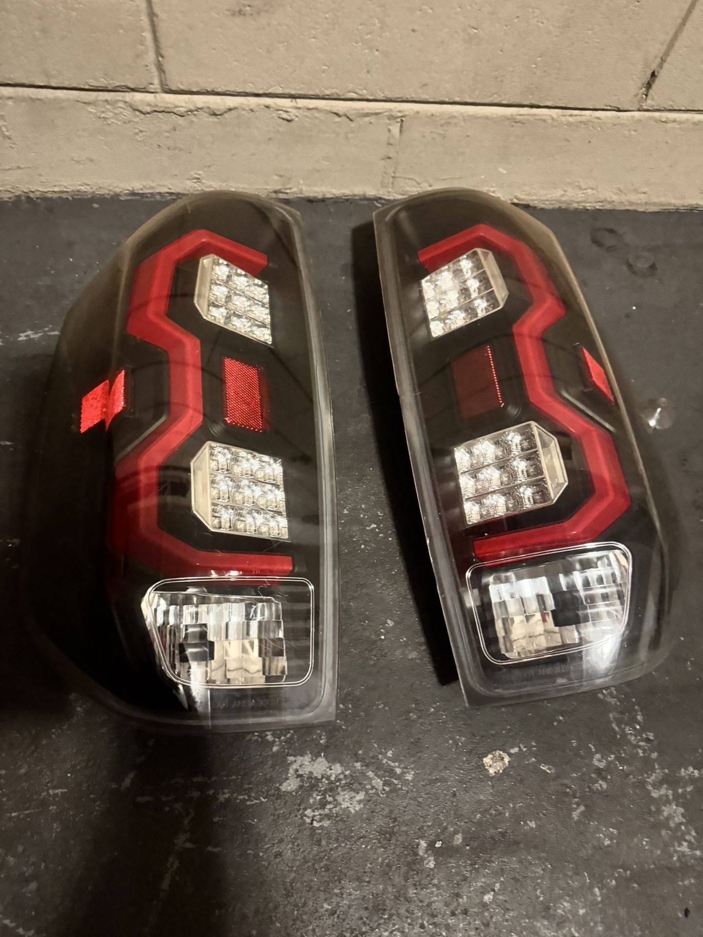 2020 Toyota Tundra Rear Tail Lights