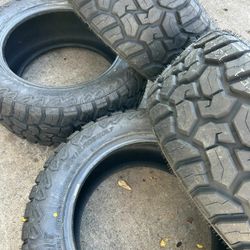 33x12.50 20 ATLANDER ROVERCLAW R/T New Tires 