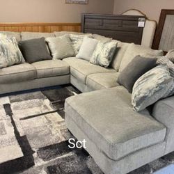 Ardsley Pewter 4 PIECE Sectional Oversized Brand New Ashley Couch 