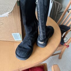 UHG’s Winter Boots