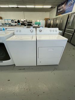 Used Set Washer and Dryer Gas