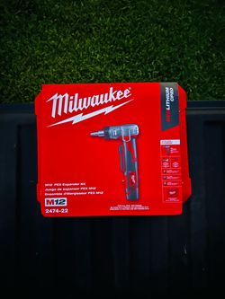 Milwaukee M12 PEX Expander Kit 2474-22